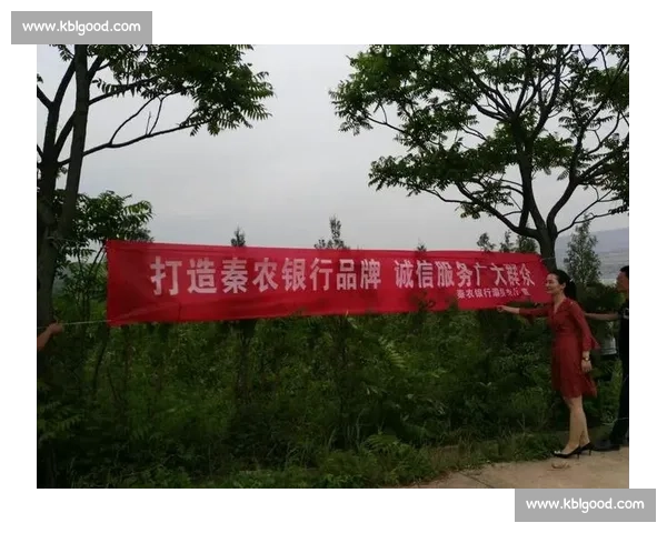 成都球迷 苟活 30 年 争议升级!从横幅到涂鸦,地域对立何时休? 成都球迷 苟活 30 年 争议升级!从横幅到涂鸦,地域对立何时休?